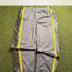Nike Men’s Gray Joggers with Yellow Side Stripe